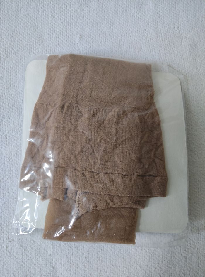 Collants well taille 4 - photo numéro 2