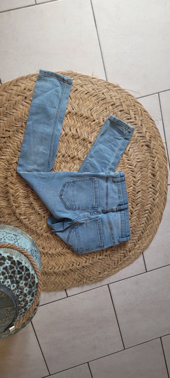 Joli jeans garçon Taille 7 ans Parfait état - photo numéro 5