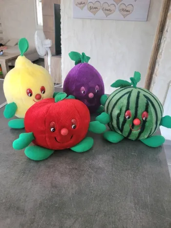 Lot 4 grosses peluches