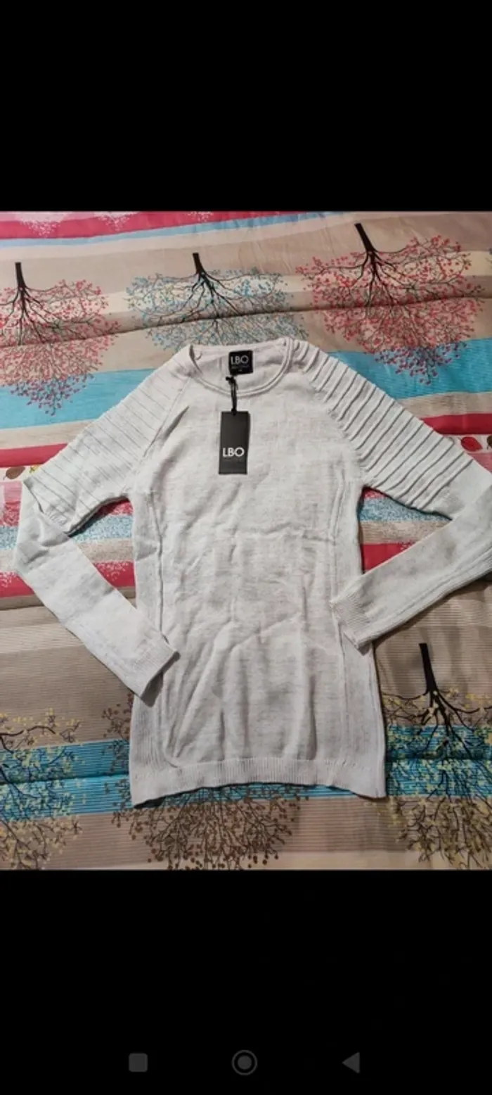 pull neuf LBO T 38 ou M
