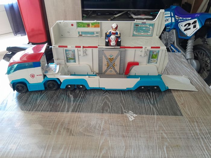 Camions  patrouille - photo numéro 4