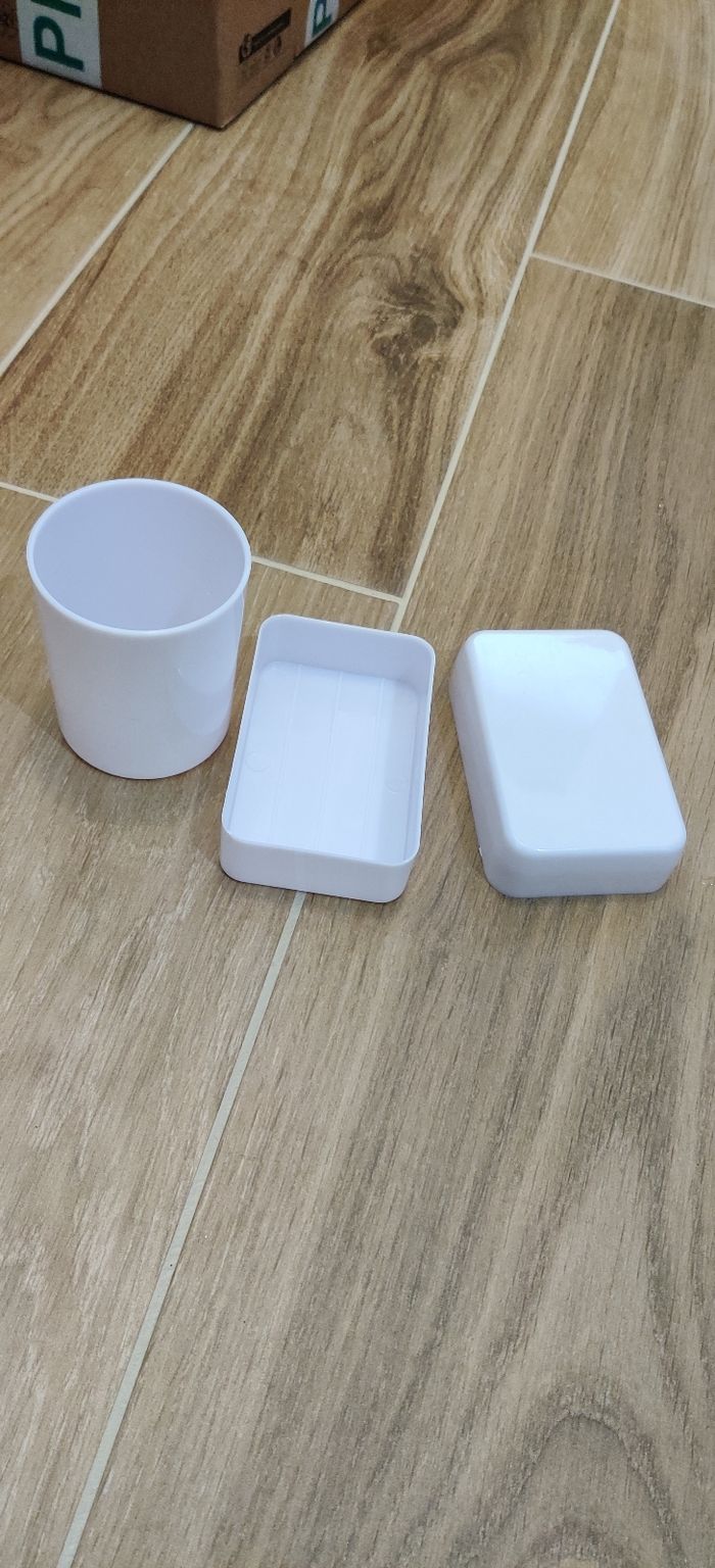 Gobelet + porte savon - photo numéro 2