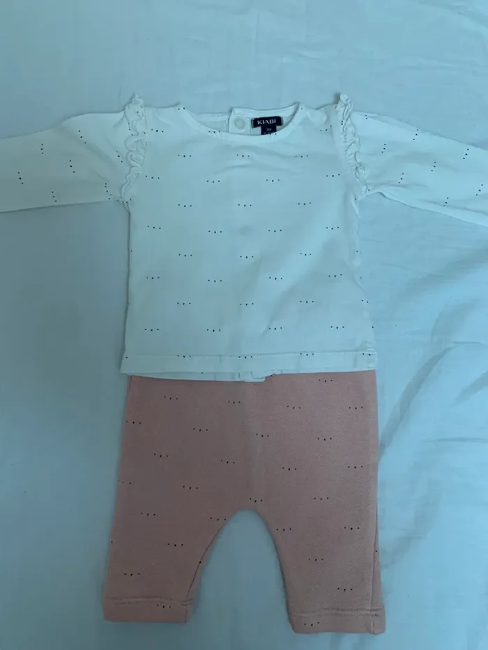 Tenue rose et blanc