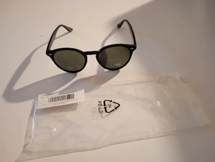 Lunette de soleil femme