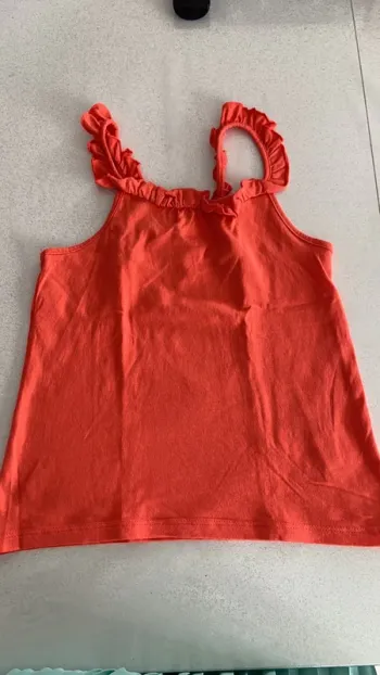 Débardeur taille 8 ans