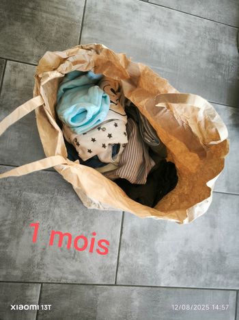 Lot vêtements garçon 1 mois