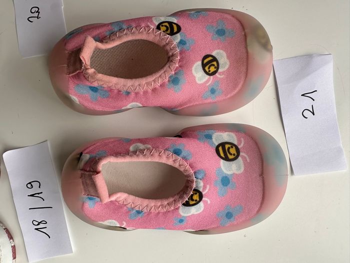 Lot de 3 paires de chaussons et chaussures bébé barefoot apprentissage de la marche Taille 18 à 21 - photo numéro 2