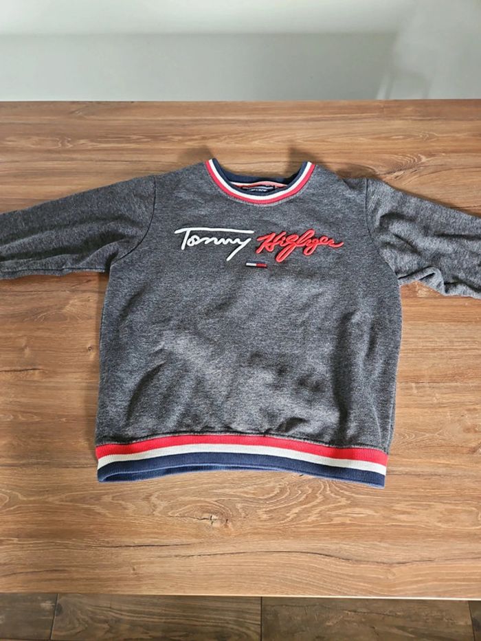 Pull sweat tommy hilfiger taille S - photo numéro 2