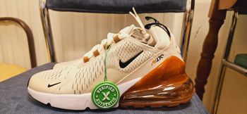 Basket Nike 270 neuf
