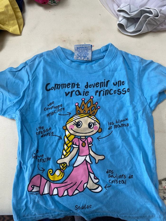 Lot 3 tee shirt mc 4 ans