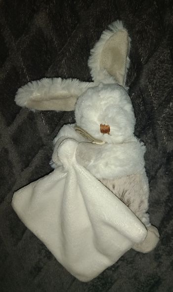 Doudou peluche lapin les flocons pantin PM blanc et chiné avec mouchoir - Baby Nat