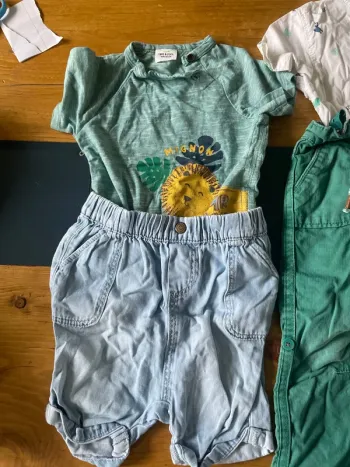 Deux ensembles 18 mois