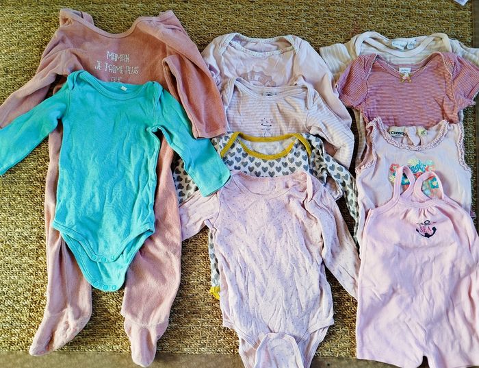 Lot bodies 2 ans fille