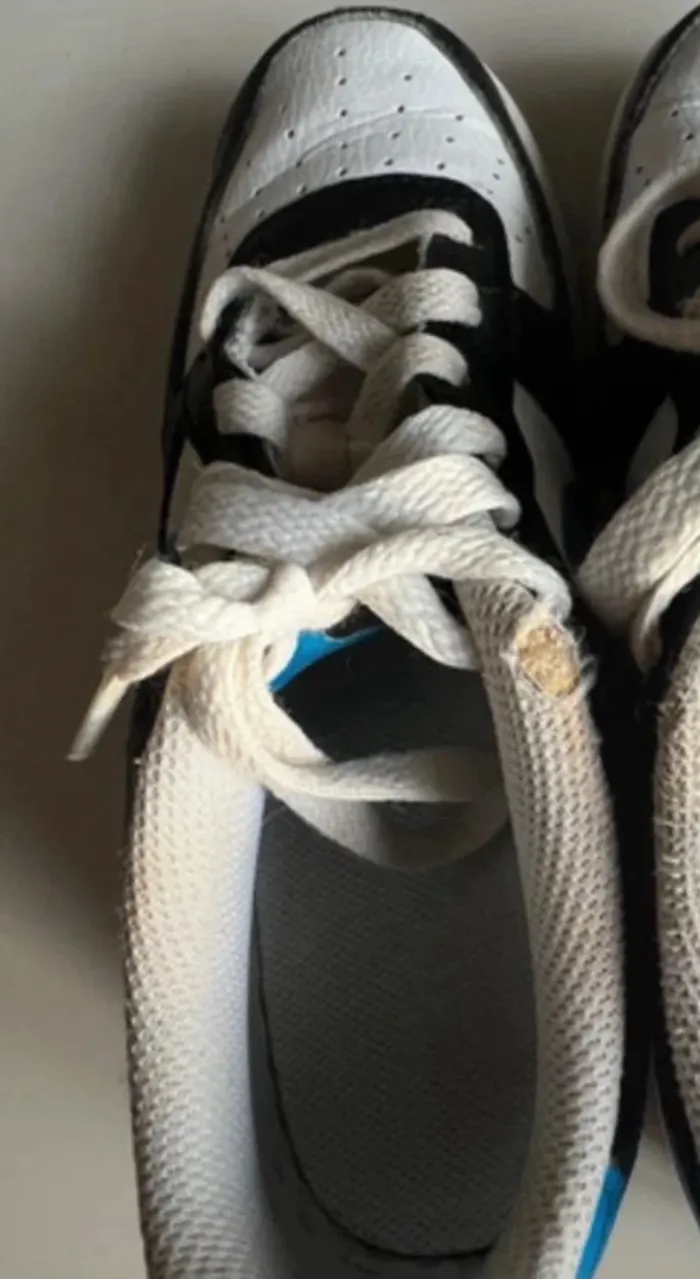 Nike air taille 35,5 pour enfant - photo numéro 4
