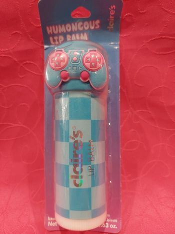 Baume à lèvres framboise bleue