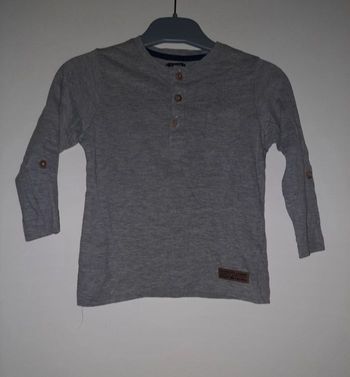 Tee shirt Kiabi taille 3 ans