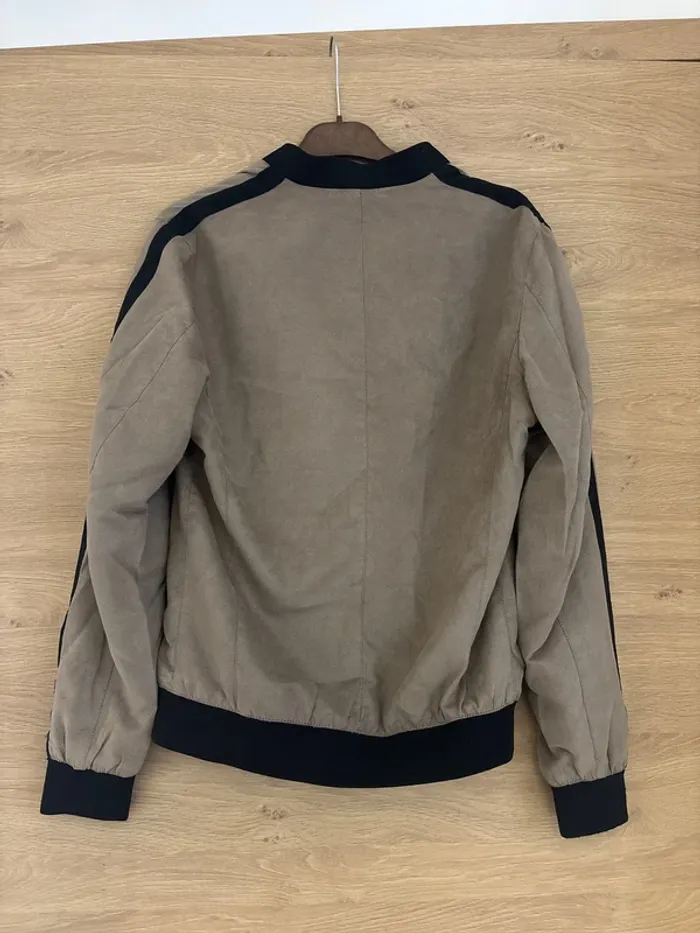 Veste - photo numéro 2