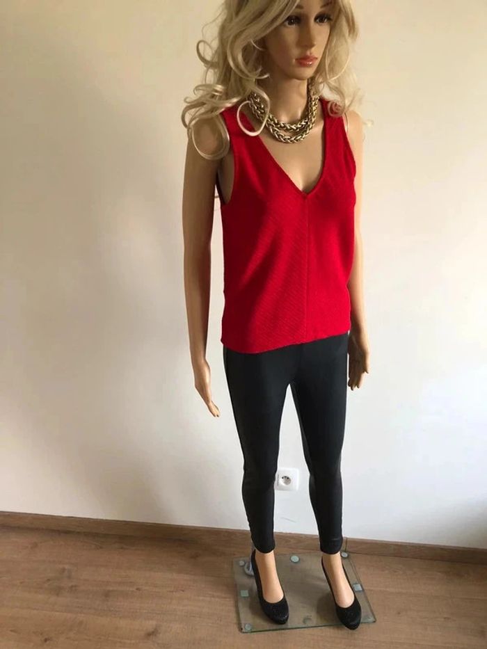 Haut rouge sans manches Mango taille M jamais porté - photo numéro 4