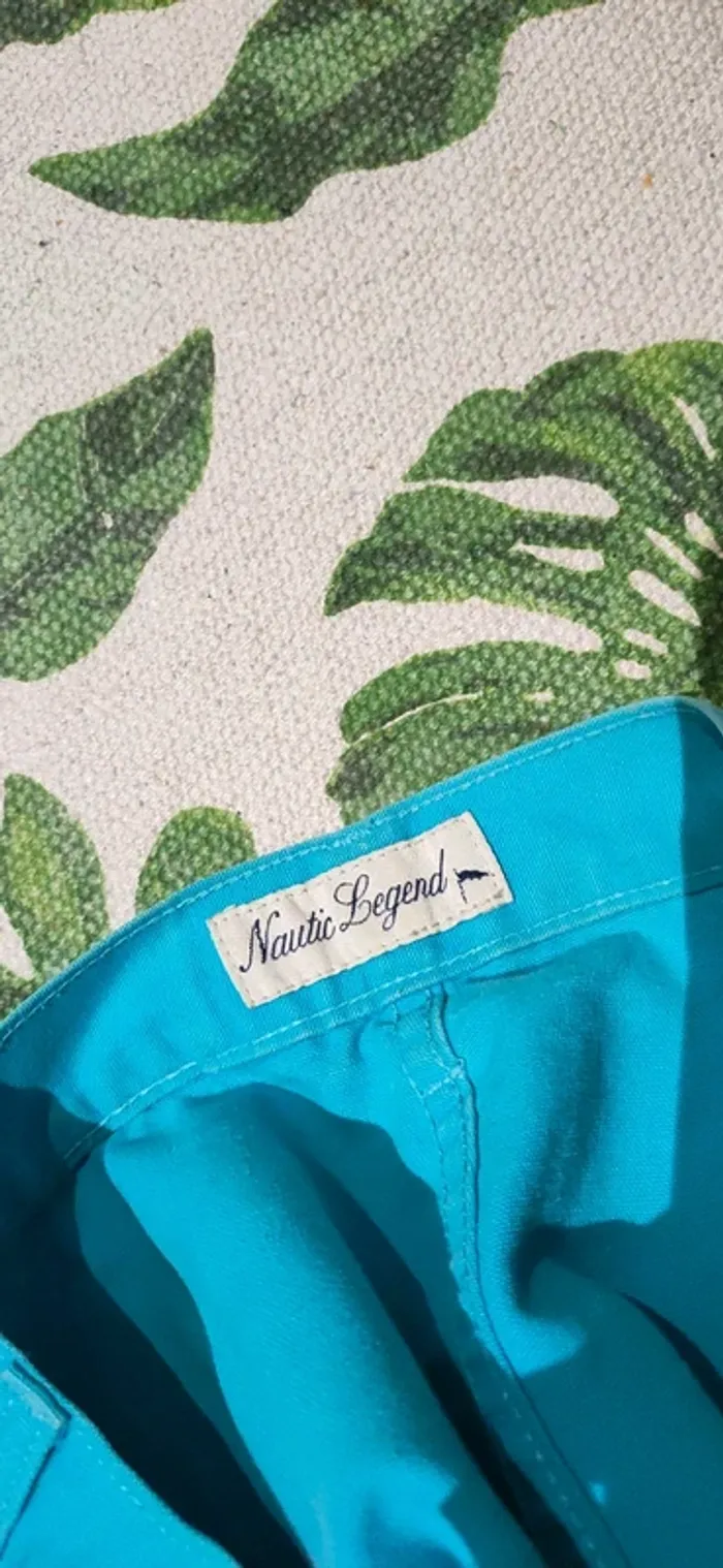 Short bleu turquoise vintage, Taille haute - photo numéro 3