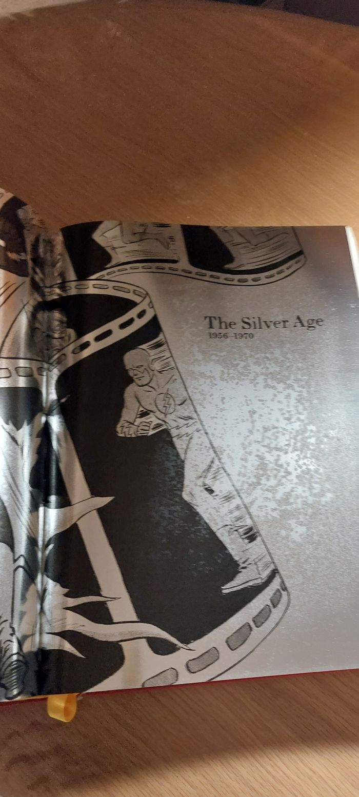 Taschen Grand livre 75 ans Dc Comics - photo numéro 9