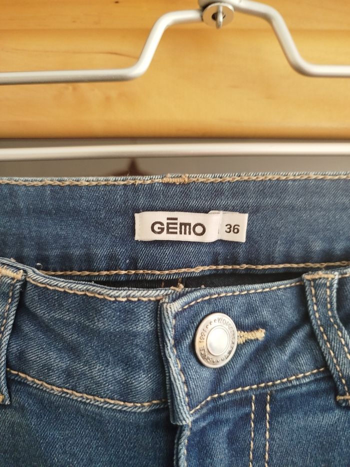 Jean bleu slim taille 36 - photo numéro 2