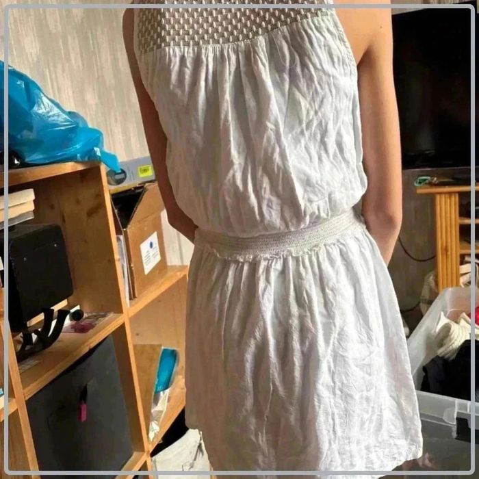 Jolie  robe blanche taille  34 - photo numéro 2