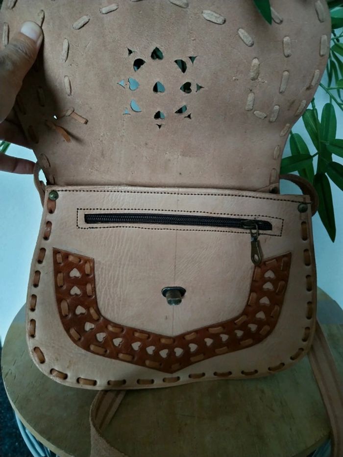Sac bandoulière en cuir, fabrication artisanale - photo numéro 3