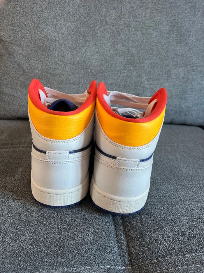 Jordan 1 mid bleu royal laser orange - photo numéro 3