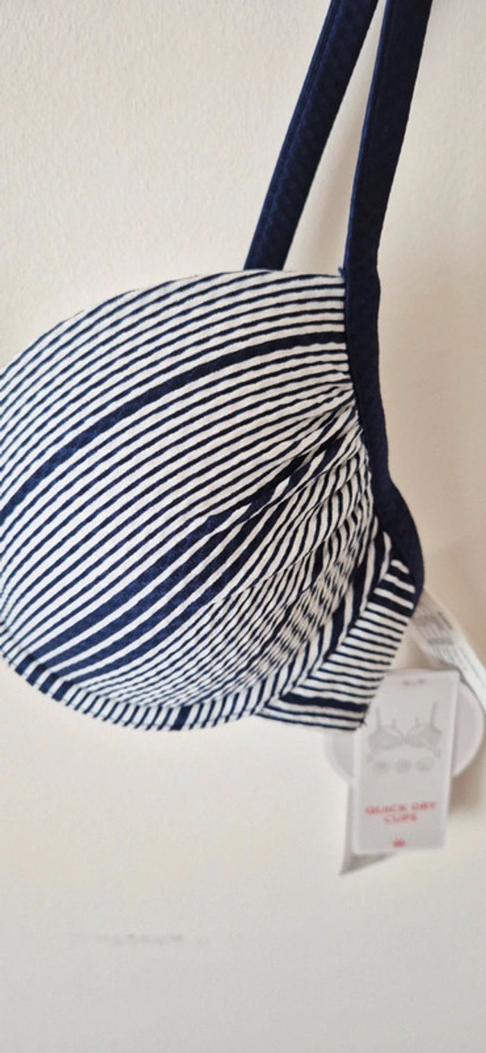 Haut de bikini Triumph Taille 42 - photo numéro 2
