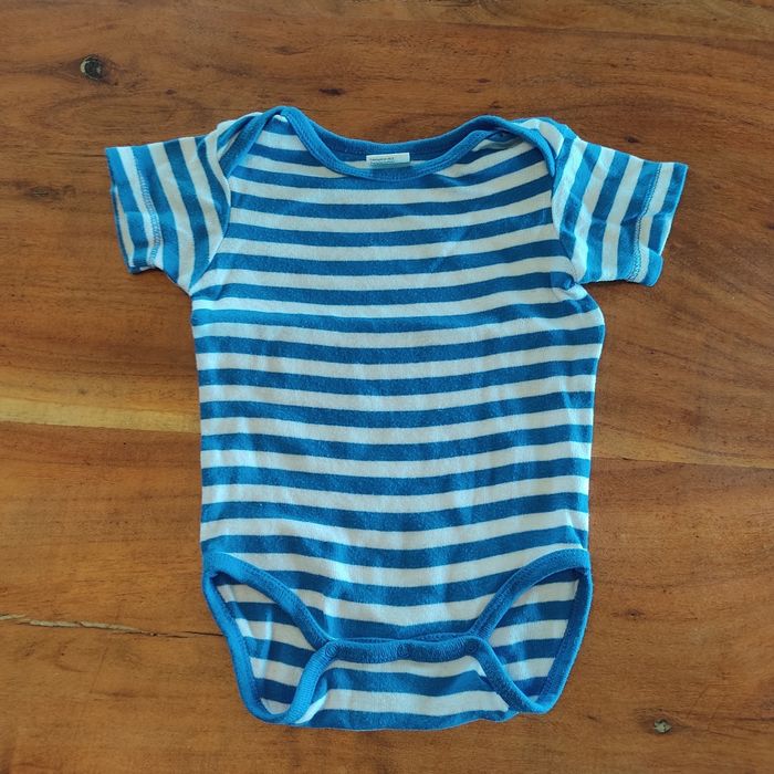 Lot de 8 bodies - photo numéro 2