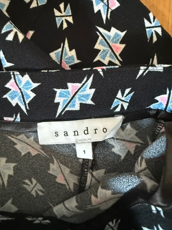 Jupe Sandro neuve sans étiquette taille 36 noir - photo numéro 5