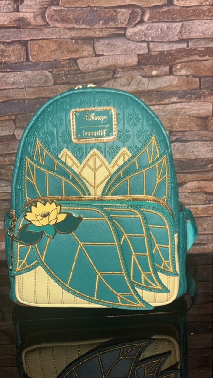 Sac à dos loungefly Tiana la princesse et la grenouille - photo numéro 1