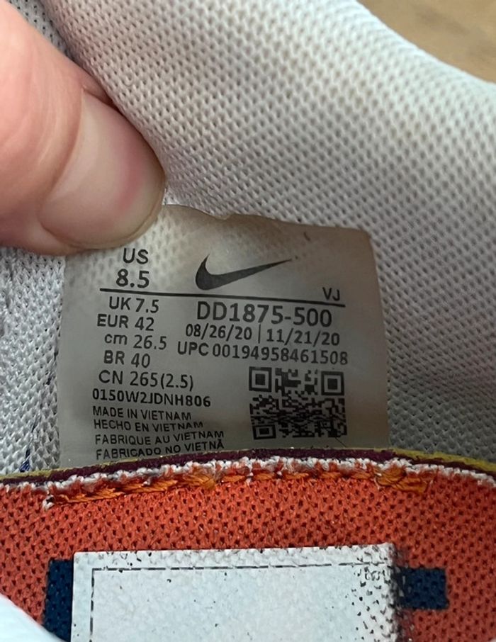 Nike Vaporwaffle sacai Dark Iris - photo numéro 7