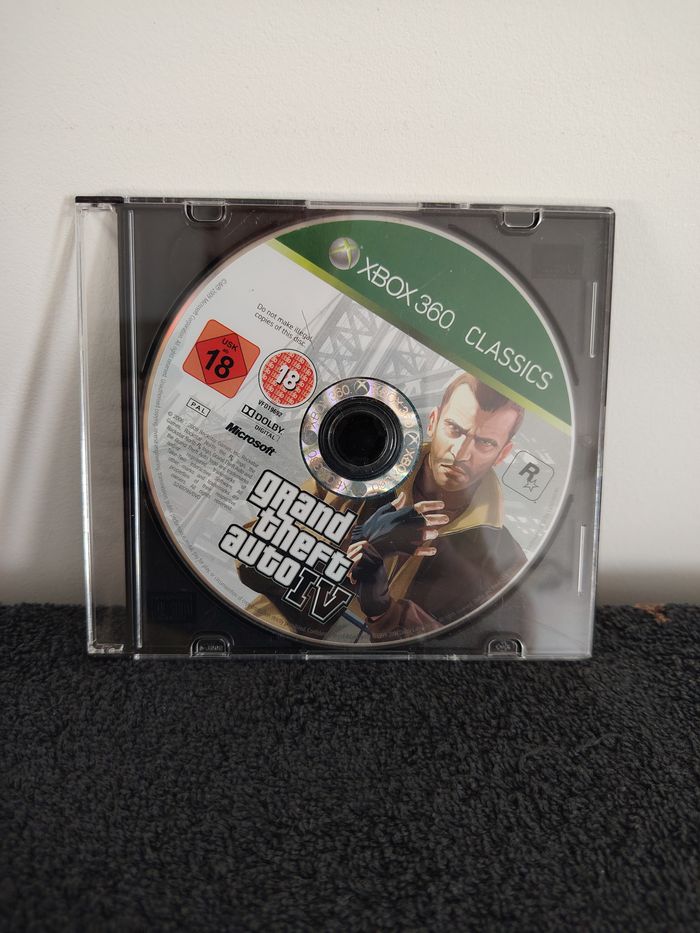 Grand theft auto IV xbox 360