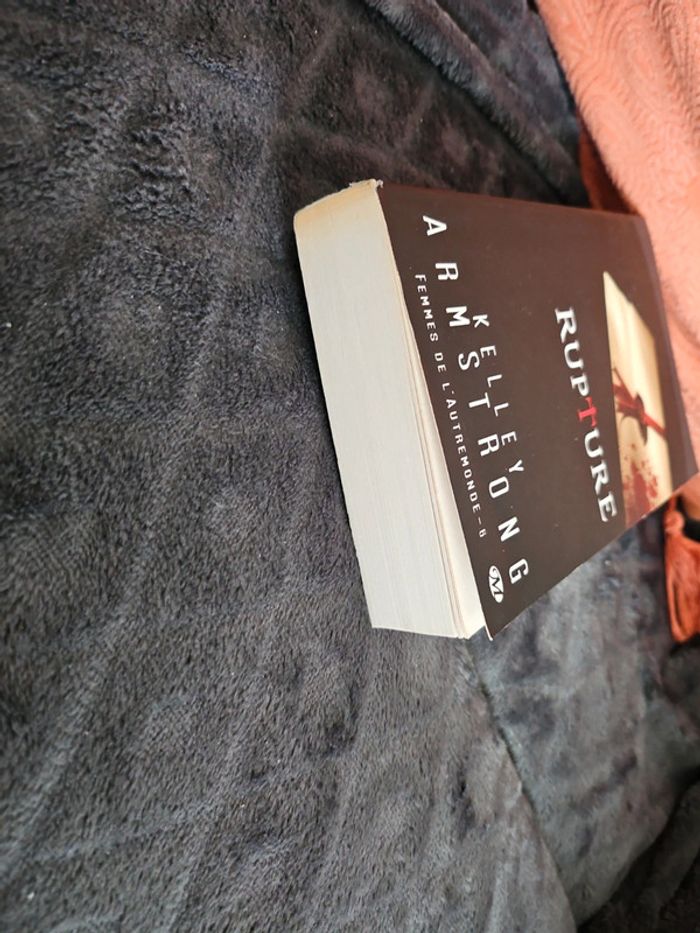 Livre de poche kelley Armstrong rupture - photo numéro 4