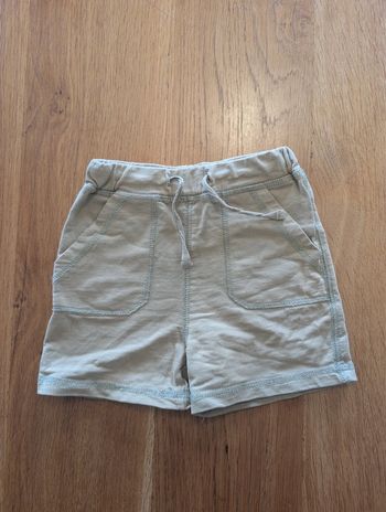 Short en tissu ceinture élastique kaki 18 mois