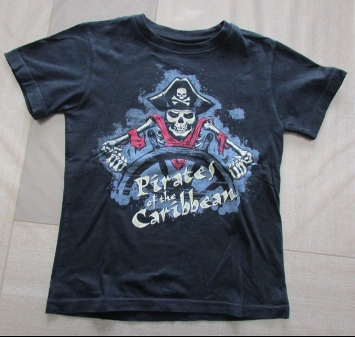 T-shirt Disney Pirates des Caraïbes 8 ans