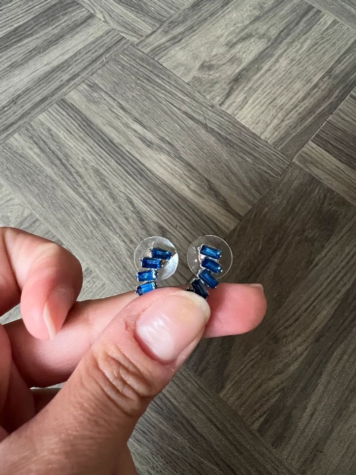 Boucles d’oreilles fantaisie bleu - photo numéro 4
