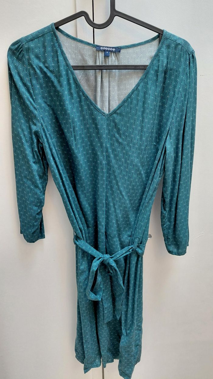 Robe neuve Bonobo taille S manches 3/4