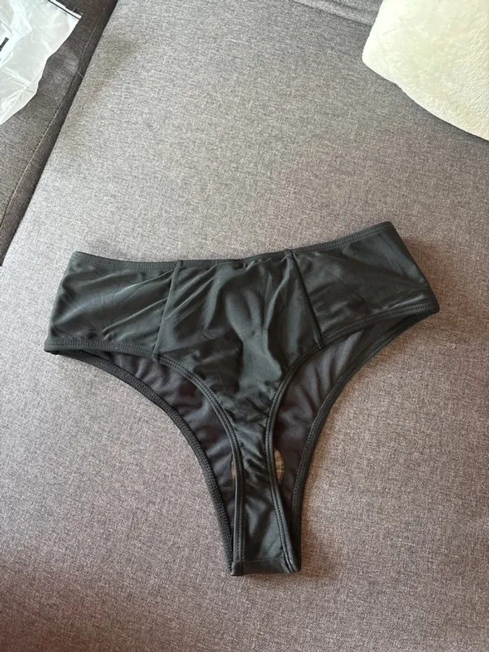 Bas de maillot de bain femme - photo numéro 2