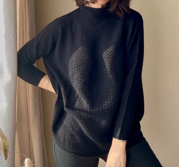 Pull Monoprix noir taille 38 très bon état