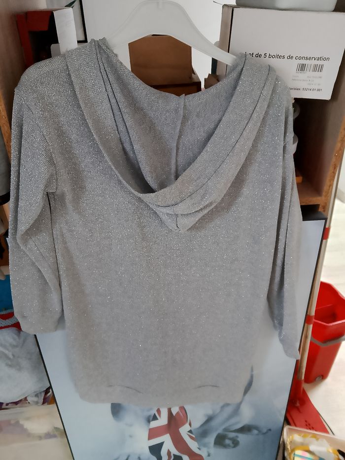 Haut paillettes capuche