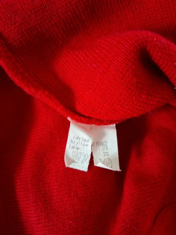 Pull large,rouge avec motif - photo numéro 5