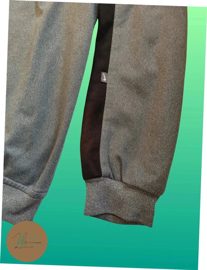 Veste zippée Nike Vintage avec Logo Brodé et écriture brodé arrière - photo numéro 10