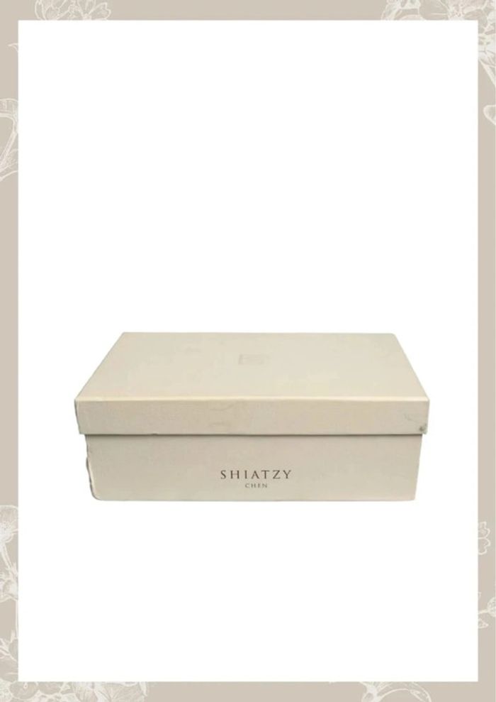 Baskets basses blanc cassé motif fleurie Shiatzy Taille 36 - photo numéro 10