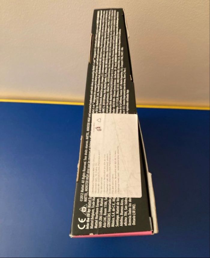 Poupée Monster High Draculaura Snow Bite - photo numéro 5