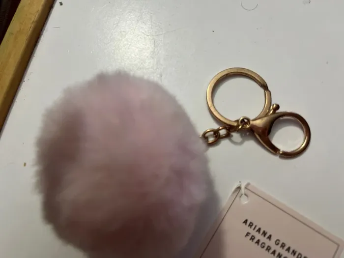 Porte clé Ariana Grande - photo numéro 2