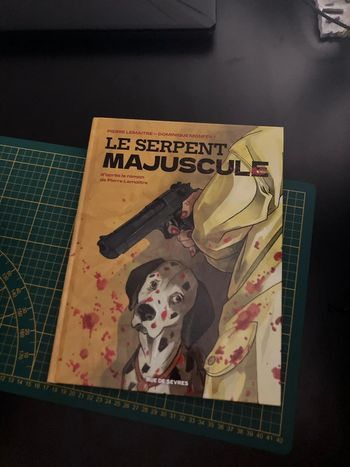 Le serpent Majuscule