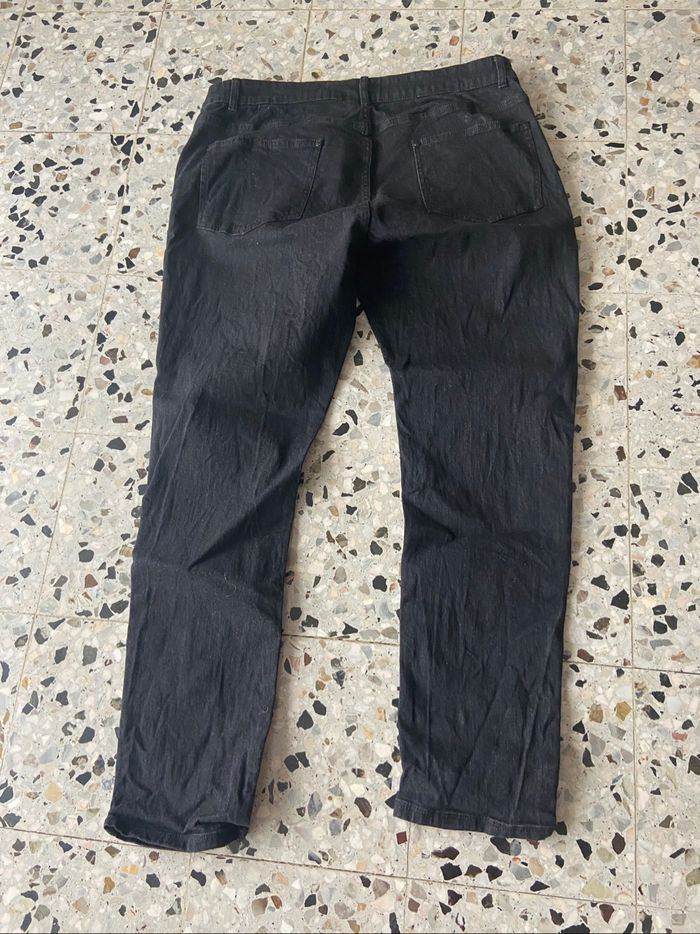 Jean noir - photo numéro 3