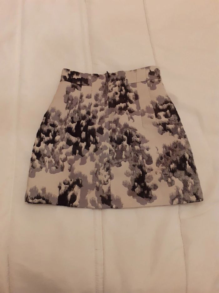 Jupe  H&M taille 34 - photo numéro 2